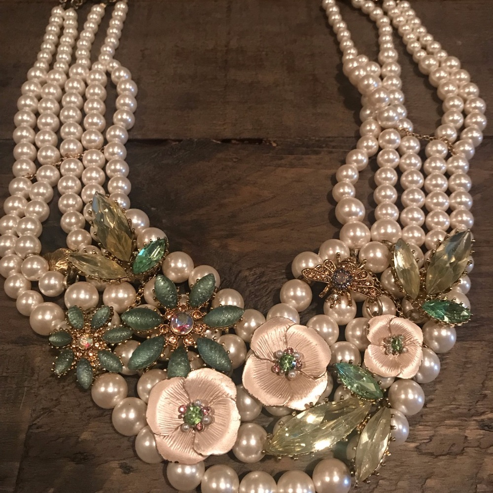 Betsy Johnson necklace